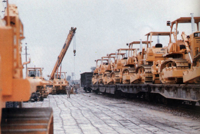 产品从J9.COM铁路专用线发车