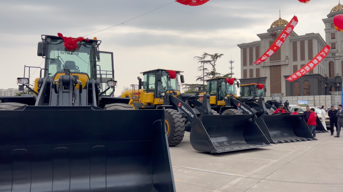 4145b8ced5424bd5b1ea86532138250c