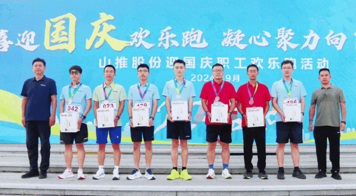 41c6dbb4bf43409a91747b18c5b5dcc1