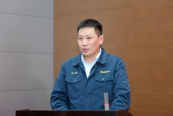 f9921cfbd9934492b1f49a163517faf4