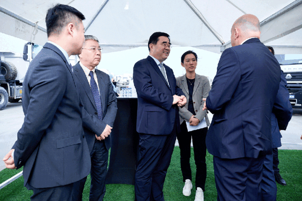 4253c9bdcb7d41a885954b6973d10420