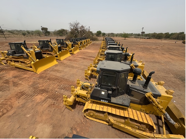 f3d27a9158ba429585fa07fd288e3a4d