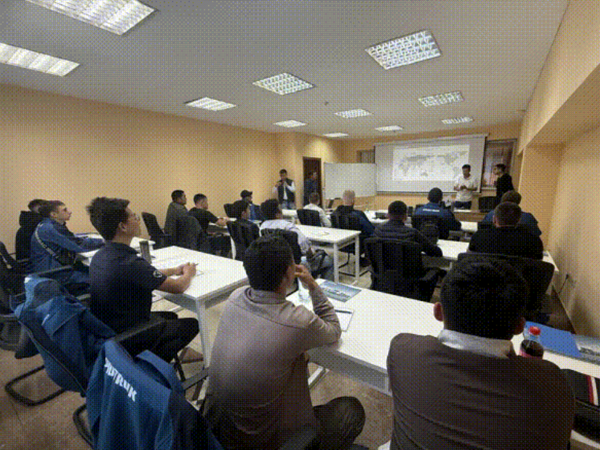 5f1ee71c9874495099400a45a178272e